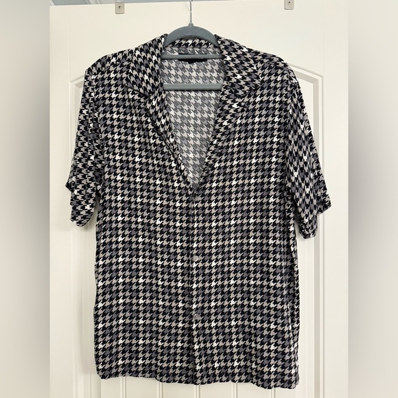 Men’s PacSun Black & White Hounds Tooth Collared Button Down Shirt - Picture 1 of 2